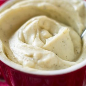 Healthy Recipe: Potato-Free Garlic Mash