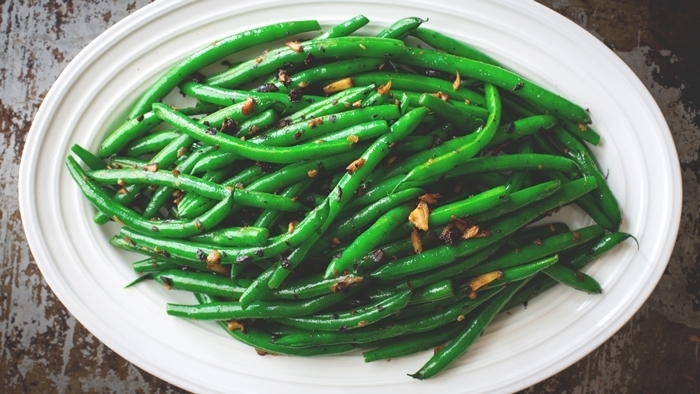 Healthy Recipe: Ginger Roasted Green Beans