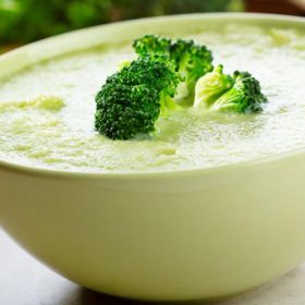Broccoli Soup with Garlic & Onions